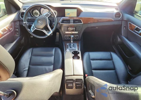 2014 Mercedes-Benz C 250 from USA, damaged, VIN WDDGF4HBXEA951811